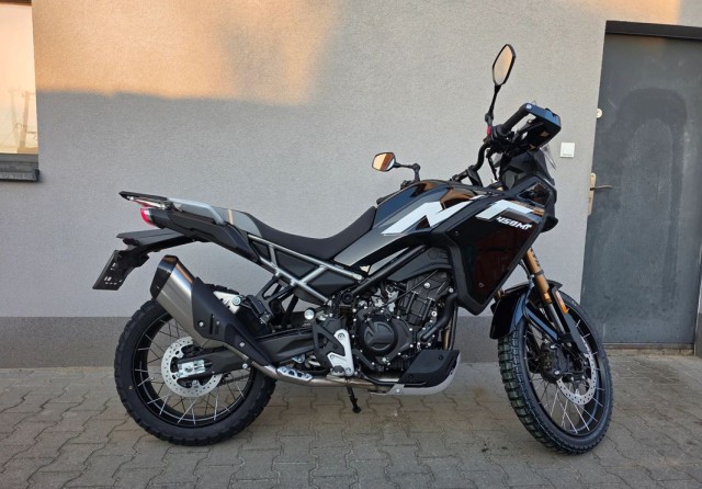 cf-moto