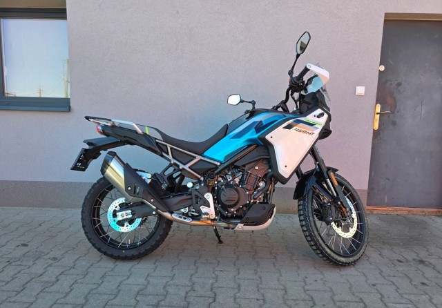 cf-moto